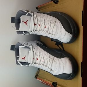 PER-OWNED Air Jordan 12 Retro "Dark Grey"